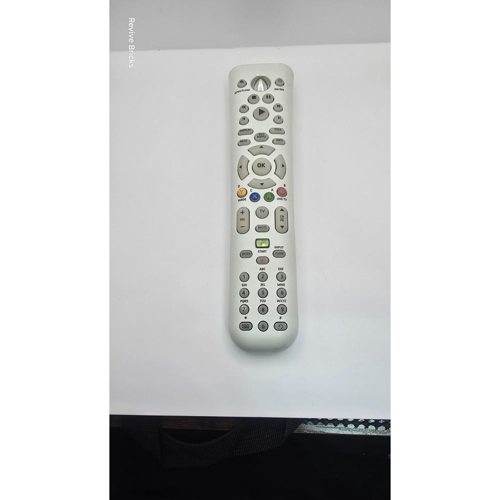 Xbox 360 Universal Media Remote front